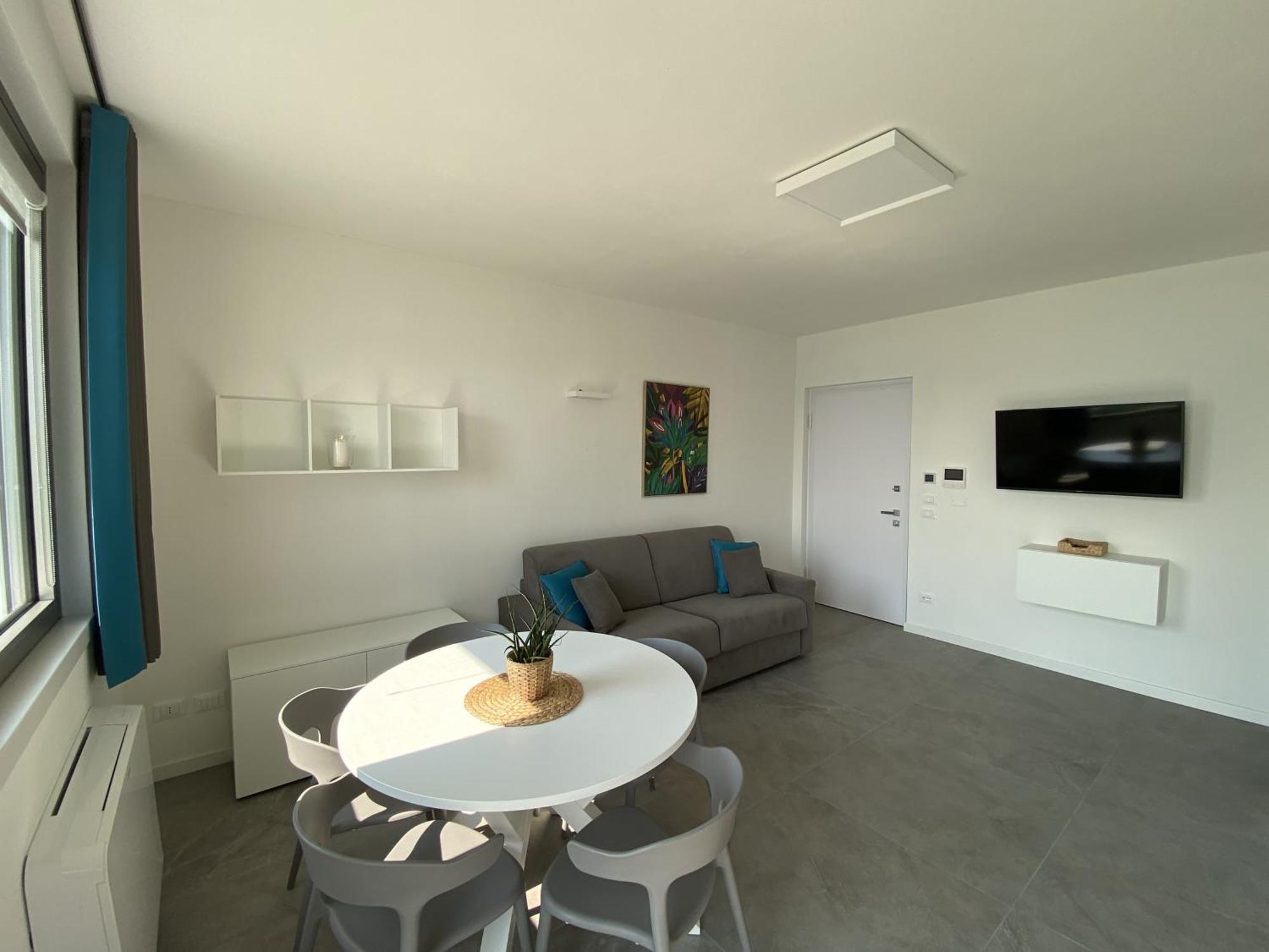 Sirmio Apartments - Darsena Stay Sirmione Eksteriør bilde
