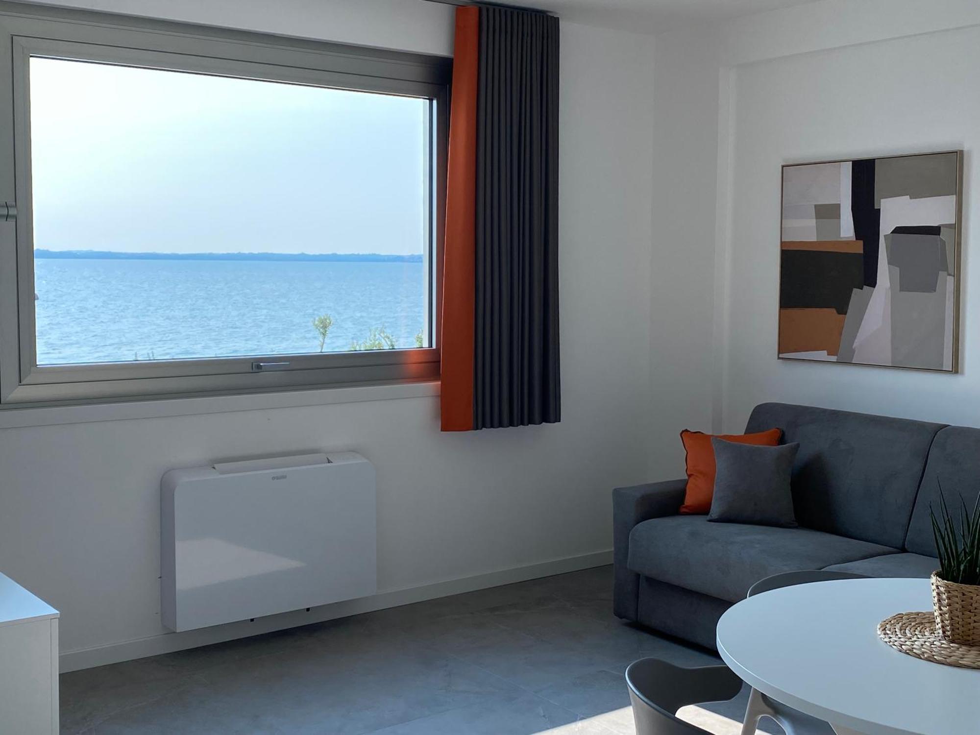 Sirmio Apartments - Darsena Stay Sirmione Eksteriør bilde